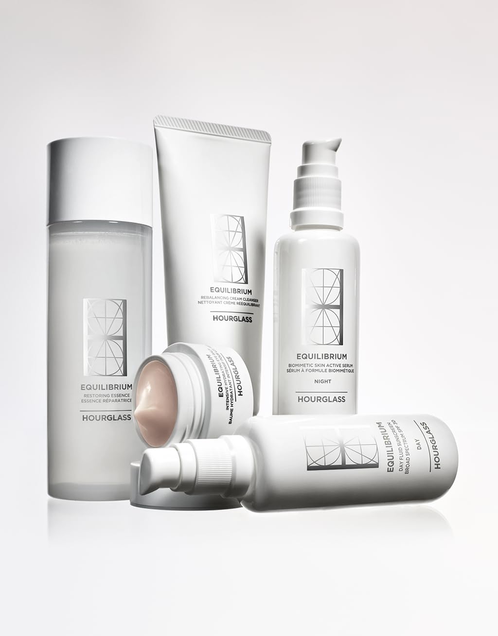 HOURGLASS EQUILIBRIUM Rebalancing Cream Cleanser - Image 4